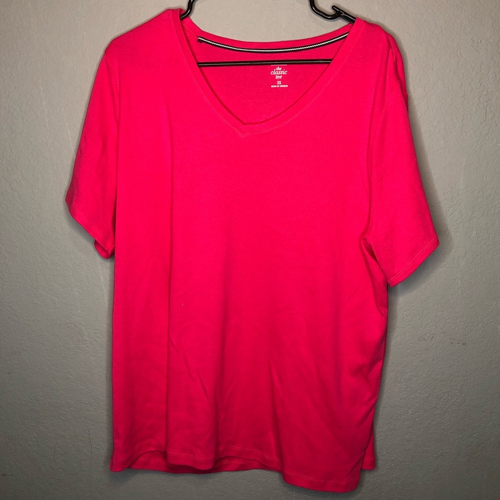 Reddish pinkish tee